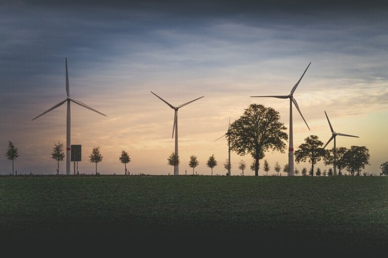 Mikrosieci energetyczne – samowystarczalne społeczności