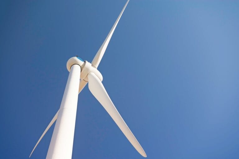 Magazyny energii oparte na soli – przełom czy nisza?