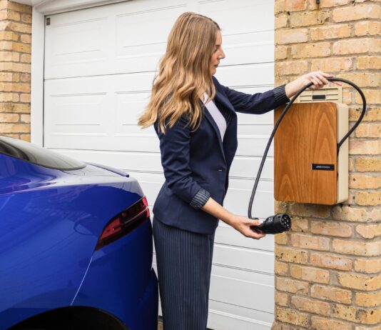 Wallbox w garażu podziemnym w bloku – jak krok po kroku uzyskać zgodę wspólnoty? Wallbox w garażu podziemnym w bloku – jak krok po kroku uzyskać zgodę wspólnoty?